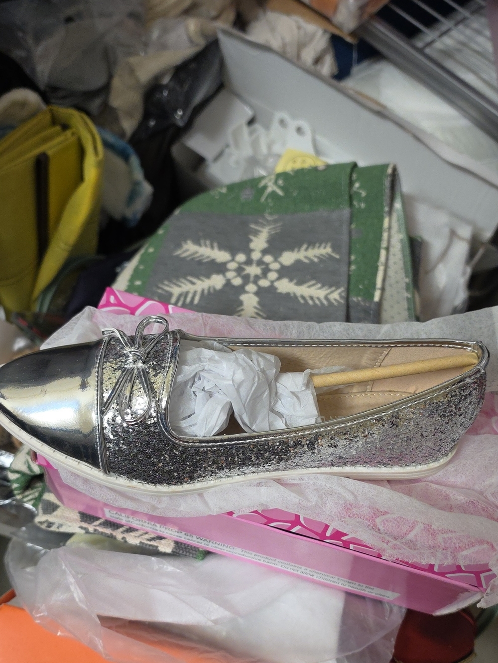 Nwt Womens Silver Glitter Bow Slip-On Flat
